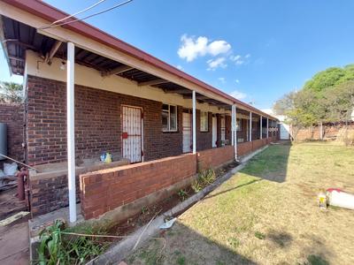 Simplex For Rent in Laudium, Centurion