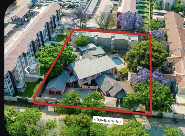 Complex For Sale in Bryanston, Sandton